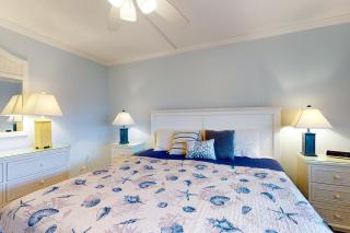 Golden Sands 813 - 1