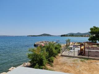 Apartments by the sea Nevidjane, Pasman - 8453 - Neviđane - 1