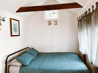 Thistle and Pine Cottage Farmstay - Tauranga - 3