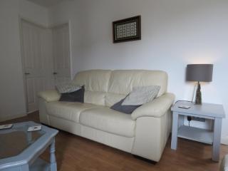 Vale of Glamorgan - Cottage - Sleeps 4 - Parking - Barry - 9