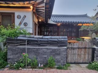 Percent Guesthouse - Daegu - 6