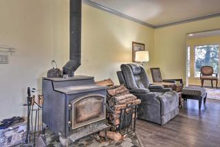 Pet-Friendly La Center Home about 6 Mi to Casinos - 5