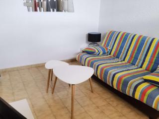 Appart 2 pièces mezzanine clim, bord de plage, parking - FR-1-326-722 - 8