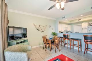 Gulf Shores Condo with Pool View Walk to Beach! - Gulf Shores - 2
