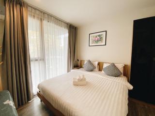The Deck Condo Studios Patong w/ pool fitness - Patong - 9