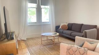 Emilias' Place - Mile End City Fringe - Keswick - 2