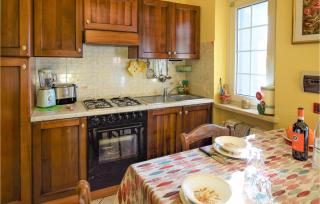 Awesome Home In San Savino Di Magione - San Savino - 9