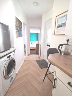 Cosy Self Contained Annexe - 7