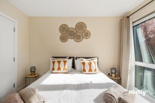 Puffin Way - Comfortable, spacious house with parking - Reading - 1