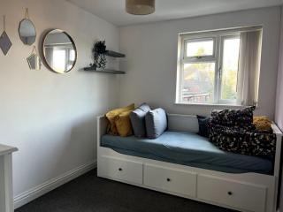 West End House • Sleeps 8 - Leicester - 1