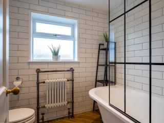 Trinity Cottage - Shottery - 8