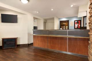 Super 8 by Wyndham Findlay - Findlay - 9
