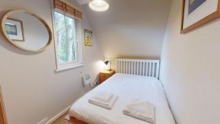 34 Trevithick Court, Tolroy Manor - 3