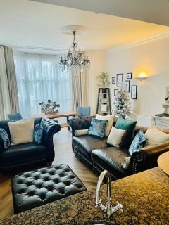 Whitehall, Thomas Turnbull Flat 3 Beautiful apartment in Georgian House - 9