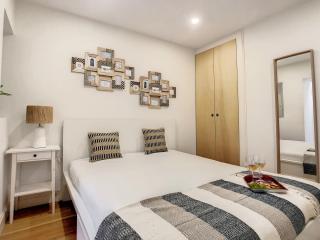 FX City Life by LovelyStay - 2