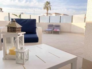 Groundfloor Pink Ciñuelica -Winter by the sea - 4