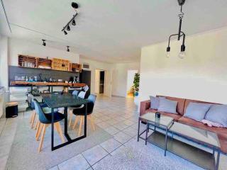 Zentrales großzügiges Apartment mit Dachterrasse! - Bochum - 8