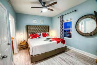 Laketown Wharf Resort 416 By Aneliya - Panama City Beach - 8