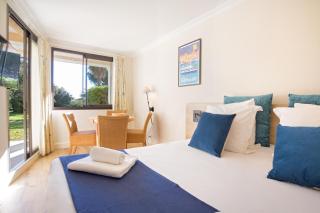 SOWELL Family Hôtel Port Grimaud - Grimaud - 1