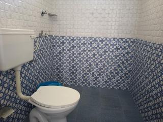 PRAKRITI HOMESTAY Fortkochi Air Conditioned Rooms - Cochin - 8