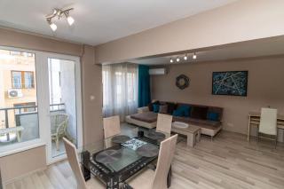 Niko's 2 Bedroom Central Apartment - Sofia - 8