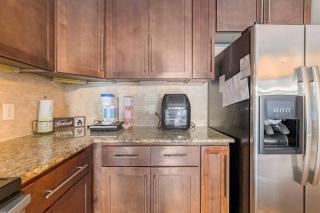 Home felt apartment- Med Center/NRG - 5