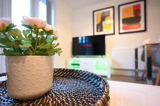 Luxury 4 Bed House with Gated Parking in the Heart of Birmingham! - 7