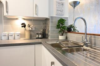 Luxury 4 Bed House with Gated Parking in the Heart of Birmingham! - Birmingham - 2