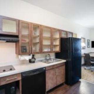 Candlewood Suites Auburn by IHG - 9