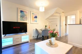 Luxury 4 Bed House with Gated Parking in the Heart of Birmingham! - Birmingham - 5