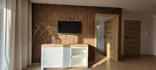 Słoneczny apartament z ogródkiem -bezpłatny parking - 4