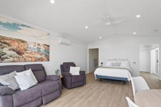 Port Lincoln Beachfront Apartment 7 - Port Lincoln - 5