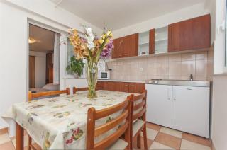Apartment and Rooms Ivan - Makarska - 5