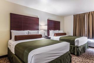 Cobblestone Hotel & Suites - Hutchinson - Hutchinson - 2