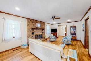 Matilda's Place - - 8
