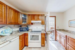 Matilda's Place - - 2