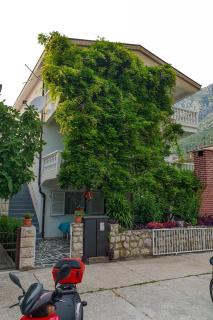 Apartments with parking space Podaca, Makarska - 10439 - 0