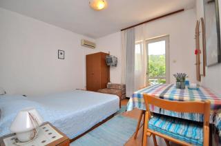 Apartments Slavica - Ubli - 6