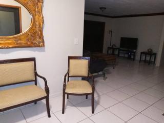 Pool home in Miami - Tamiami - 4