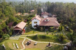 StayVista at Sienna - Strelitzia 3BHK with Breakfast and Jacuzzi - Chikmagalur - 0
