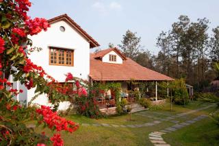 StayVista at Sienna - Strelitzia 3BHK with Breakfast and Jacuzzi - Luxury Homestay - 0