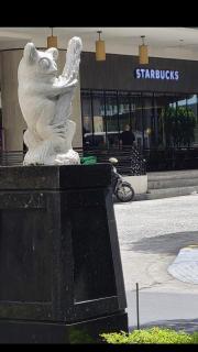 Robles’ Unit at 81 Newport Boulevard - Manila - 7