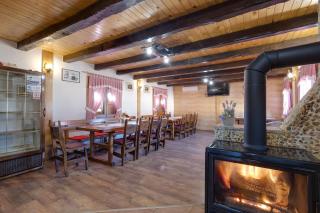 Rustic Cottage With Heated Pool - Happy Rentals - Velika Buna - 7