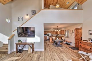 Near Hiking and Wineries Arnold Cabin with Deck! - 4