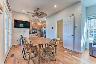 Lakefront Lexington House with Spacious Deck! - Lexington - 4