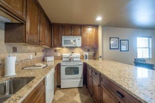 Resort Plaza Condominiums 5002-5025 - 8