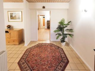 Paddock House - 9