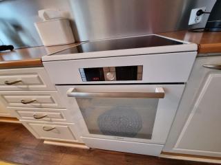 Valoisa huoneisto jossa erinomaiset vuoteet. - 3