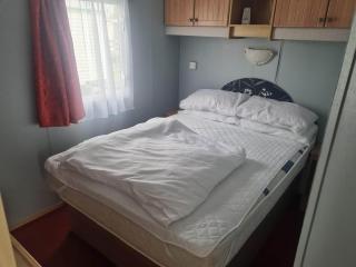 S295 3 BED DELUXE PET FRIENDLY CARAVAN - Chapel Saint Leonards - 4