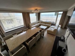 Very Spacious Family Apartment with Seaview T16 - Ostenda - 5